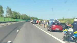 Accident rutier pe Autostrada A2, km 50, autocar răsturnat cu mai mulți copii, activat Planul Roșu de Intervenție