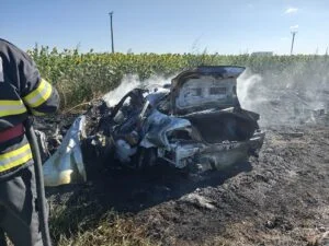 Accident rutier între Gârcov și Islaz soldat cu două decese, o persoană rănită preluată de ambulanță