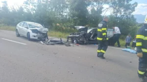 Accident grav pe DN1 Făgăraș-Sibiu: o persoană decedată și patru răniți
