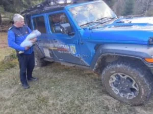 Coșmarul trăit de o familie din cauza GPS-ului! Ce a făcut un jandarm cu bebelușul lor a impresionat o țară întreagă