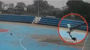 Tragedie imensă! Un sportiv de doar 16 ani a murit strivit pe teren. Imaginile surprinse de camere sunt tulburătoare