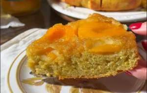 Rețeta fenomen care te salvează de Crăciun! Prăjitura gata într-o oră, cu ingrediente banale. Se topește în gură!
