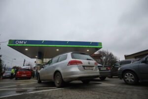 Lovitură totală pentru benzinării! ANAF a ieșit în stradă: se verifică prețurile umflate artificial la pompă