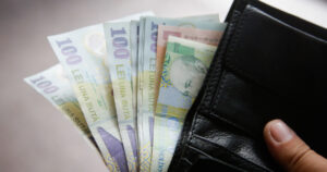Veste uriașă pentru milioane de români! Câți bani primim în plus la salariu de la 1 iulie. Anunțul e oficial!