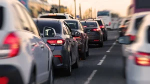 Țepe uriașe în România! Mașina cu kilometrajul dat înapoi cu 320.000 km și modelul cu 22 de proprietari. Te crucești!