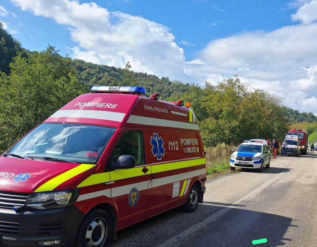 Accident cumplit în Iași. Un camion a lovit o mamă cu bebelușul în brațe