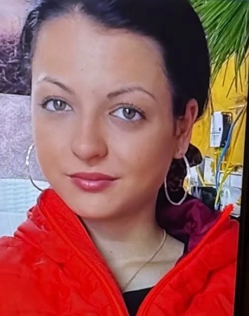 Adolescentă de 15 ani din Argeș dispărută. Poliția cere ajutorul populației pentru găsirea tinerei plecate de acasă
