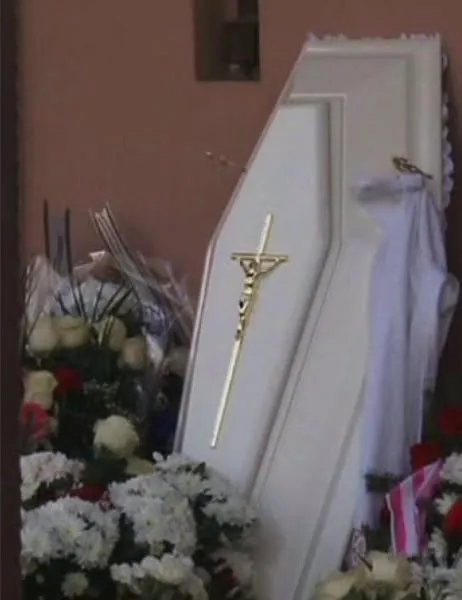 Tragedie pe o autostradă din Italia. Doi români au transportat trupul neînsuflețit al fiului lor o sută de kilometri crezând că doarme