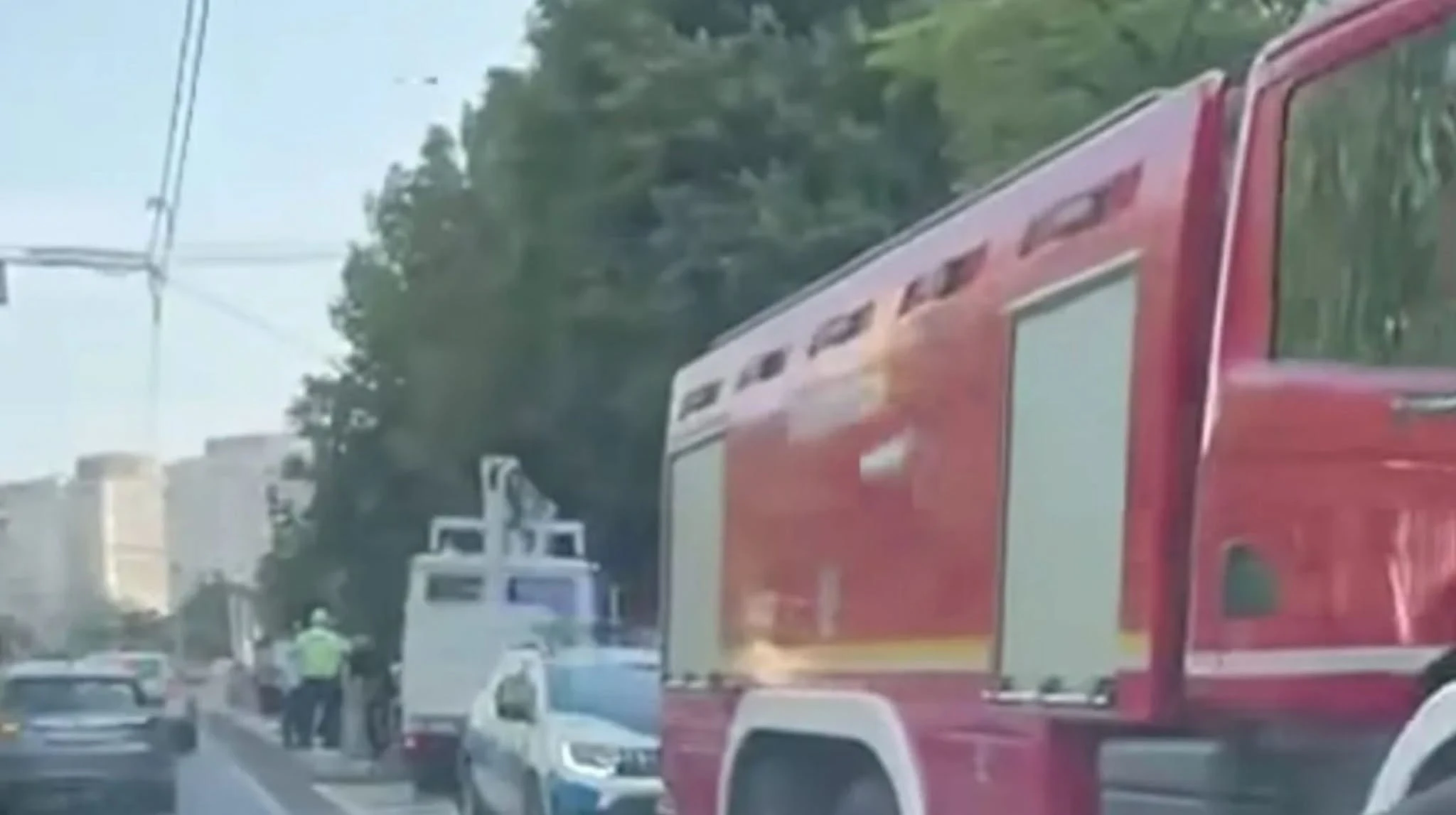 Accident rutier în Brăila. Un șofer de 19 ani a scăpat nevătămat după ce s-a răsturnat cu mașina pe bulevard