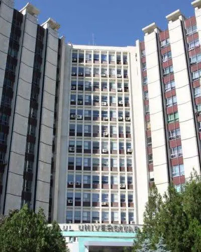 Tragedie la Spitalul Universitar. Un medic rezident s-a aruncat de la etajul 14