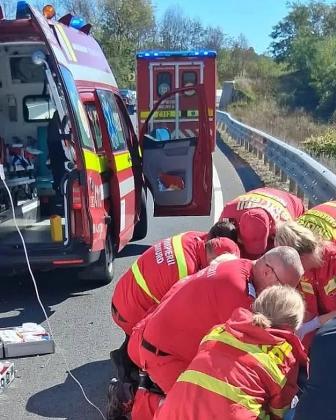 Tragedie pe DN 76. Un motociclist de 23 de ani a murit după ce s-a izbit de un parapet în Bihor