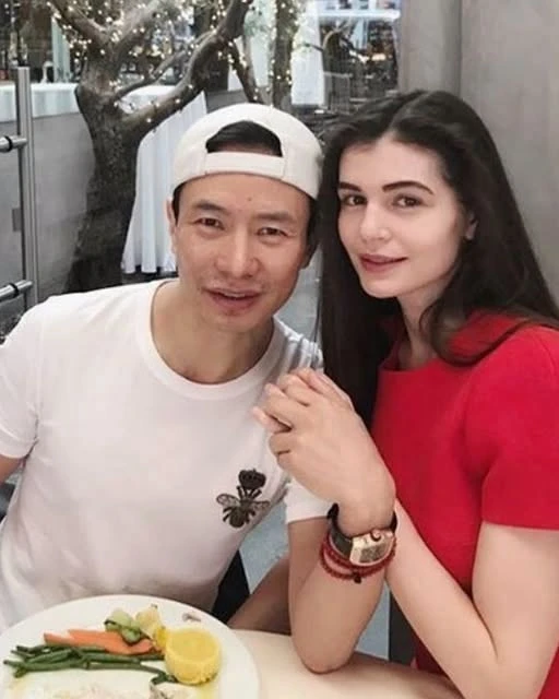 Confesiuni tulburătoare din azil. Cum îl ajută fiica sa de la New York și ce spune despre Monica Gabor