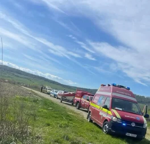 Identitatea tinerei găsite în valiză pe râul Olt a fost stabilită. Poliția îl caută pe iubit