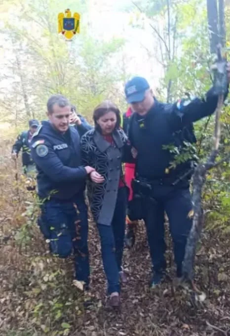 Profesoara din Arad căutată timp de aproape 24 de ore a fost găsită teafără. Aceasta a fost localizată într-o pădure