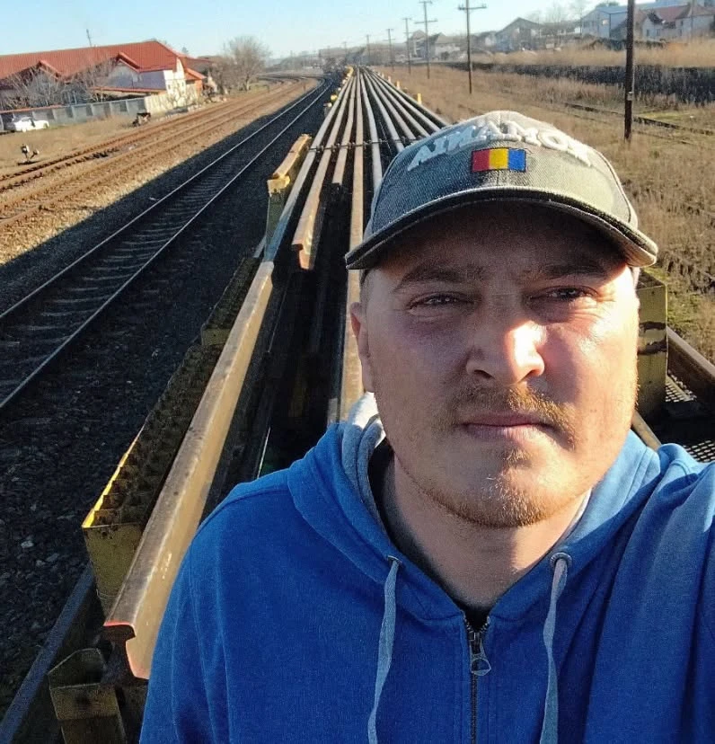 Muncitor din Botoșani, găsit mort în pădure. Bărbatul a făcut infarct în timpul programului