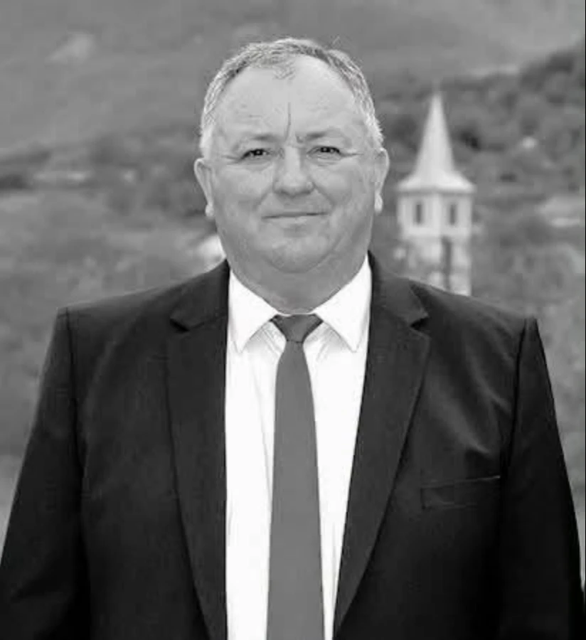 Tragedie în Hunedoara: Primarul comunei Băița a murit strivit de un tractor, iar fiica sa este devastată