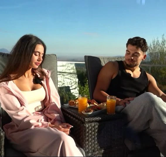 S-A DECIS la Casa iubirii! Izabela și Ionescu vor să LUPTE pentru relația lor!